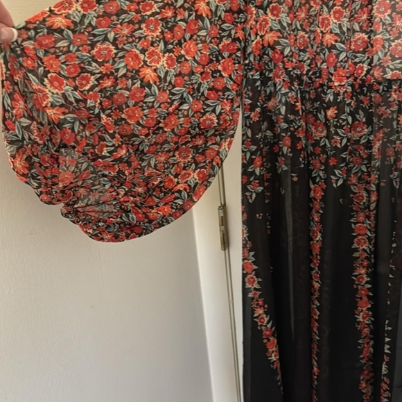 Torrid Lurex Chiffon Tie-Front Maxi Kimono - Picture 6 of 6
